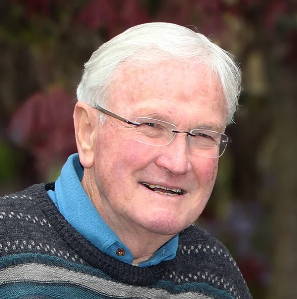 Dr. Robert Melville Carr