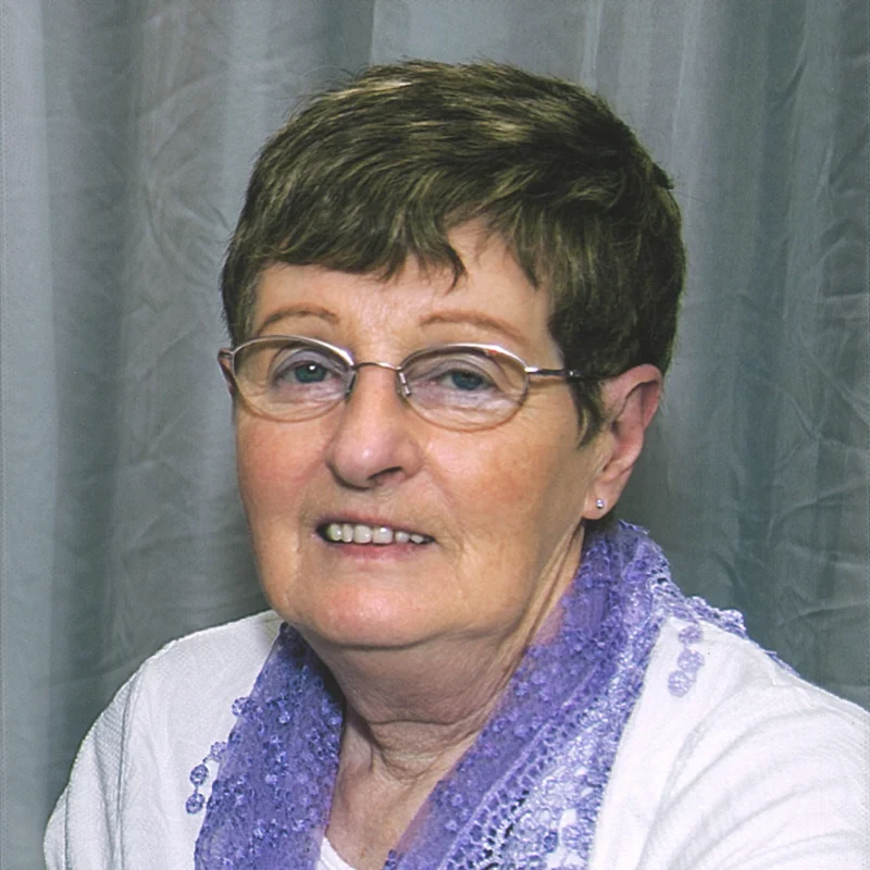 Lee (Leona Mary) McLauchlan